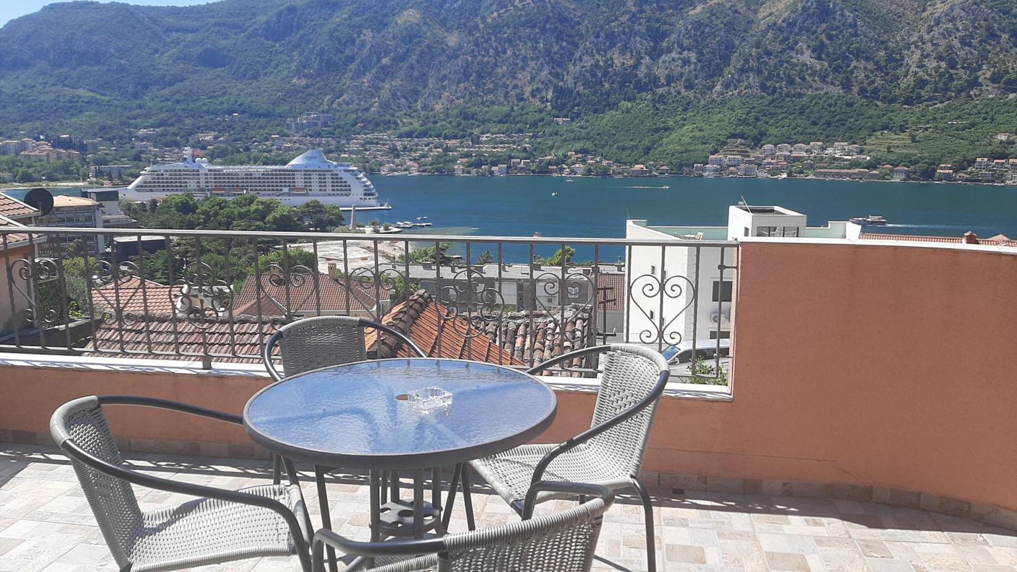 Apartments Krivokapic Kotor Eksteriør billede